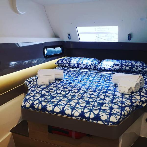 Book yachts online - catamaran - Bali 4.1 - Negroni - rent