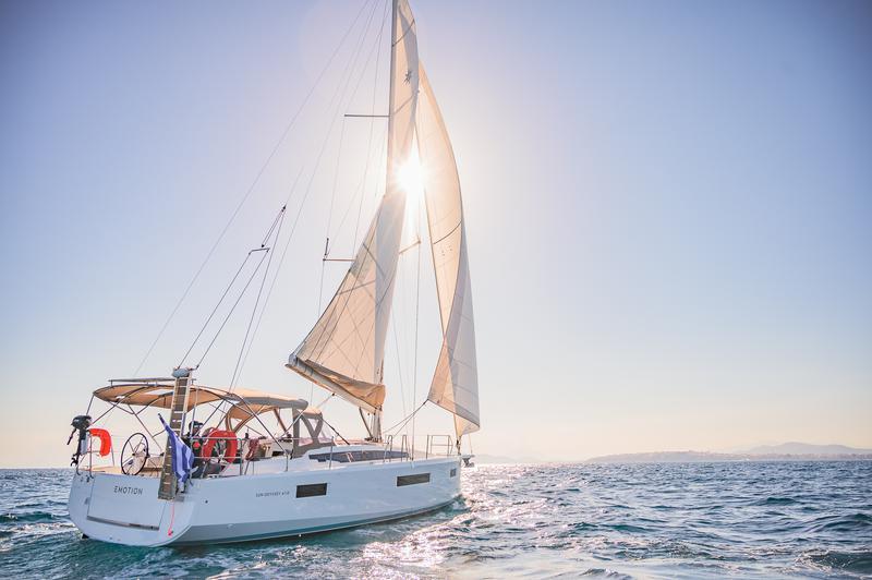 Book yachts online - sailboat - Sun Odyssey 410 - Emotion - rent