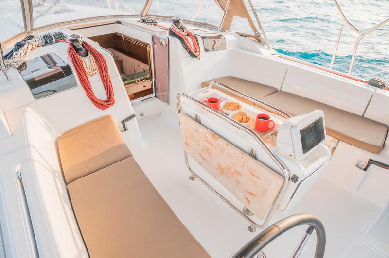 Book yachts online - sailboat - Sun Odyssey 449 - Asante - rent