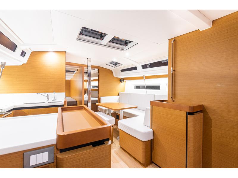 Book yachts online - sailboat - Sun Odyssey 440 - Soulmates - rent