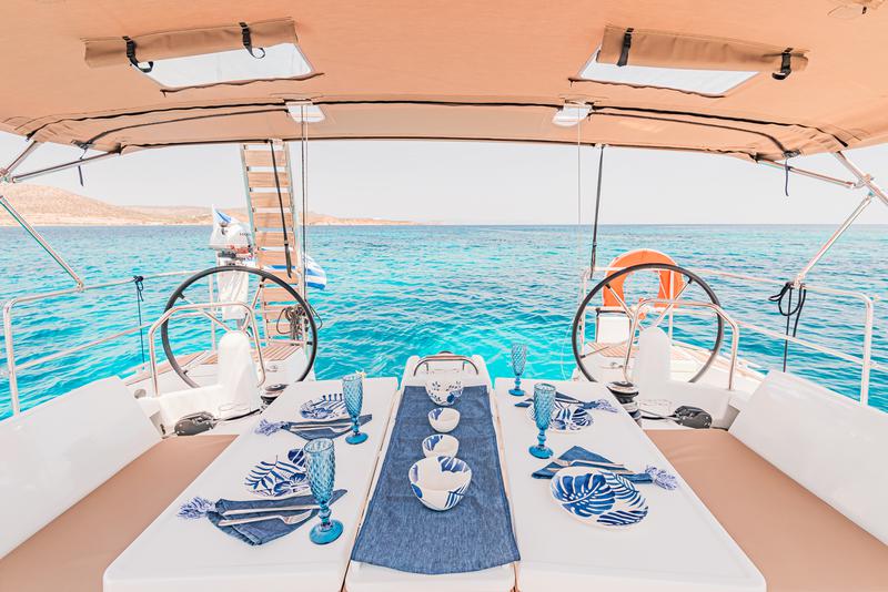 Book yachts online - sailboat - Sun Odyssey 440 - Soulmates - rent