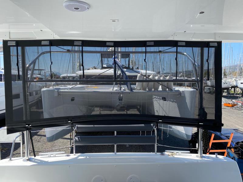 Book yachts online - catamaran - Lagoon 42 - Carpe Diem  - rent