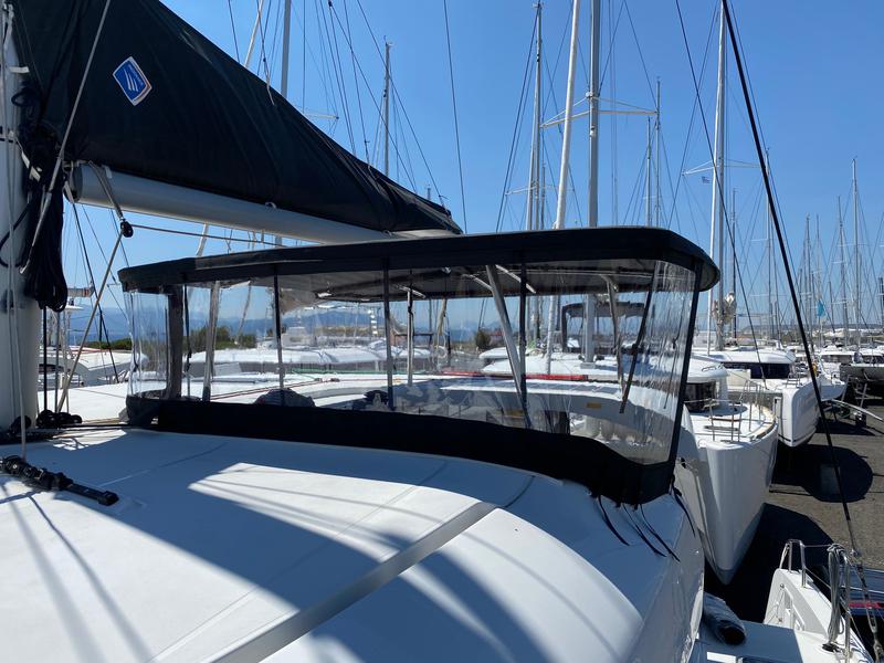 Book yachts online - catamaran - Lagoon 42 - Carpe Diem  - rent