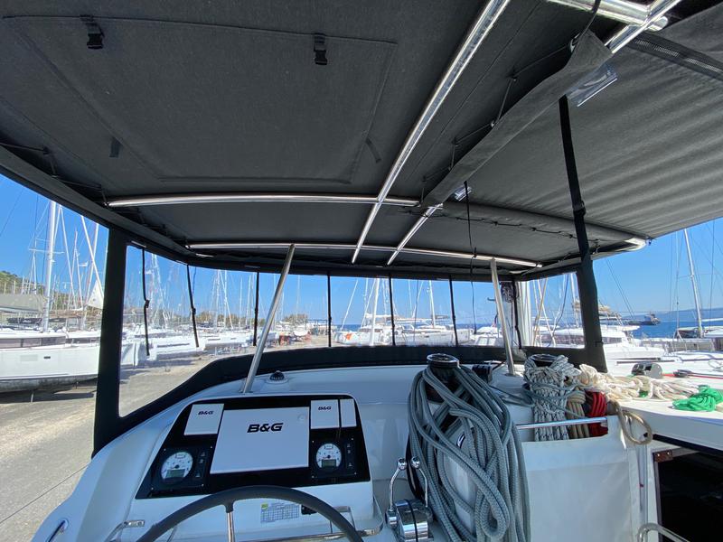 Book yachts online - catamaran - Lagoon 42 - Carpe Diem  - rent