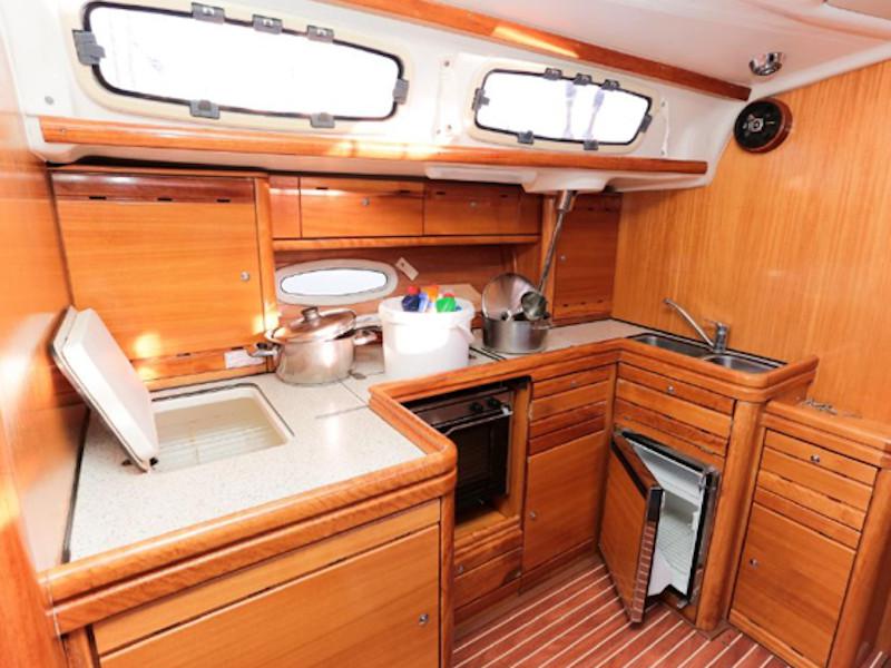 Book yachts online - sailboat - Bavaria 46 - Biki - rent