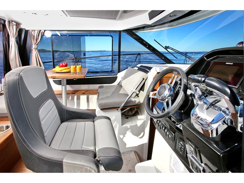 Book yachts online - motorboat - Merry Fisher 895 - Joy - rent