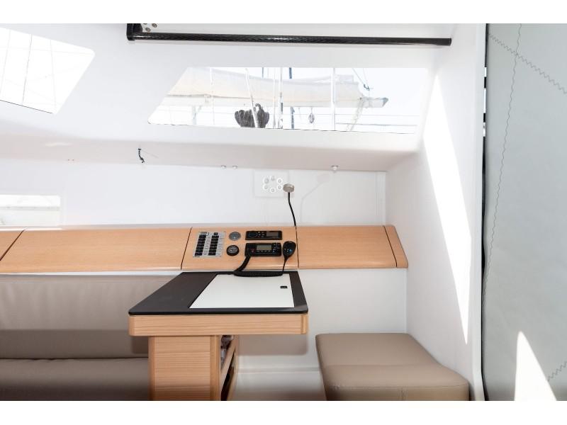 Book yachts online - sailboat - Pogo 36 - Nitro - rent