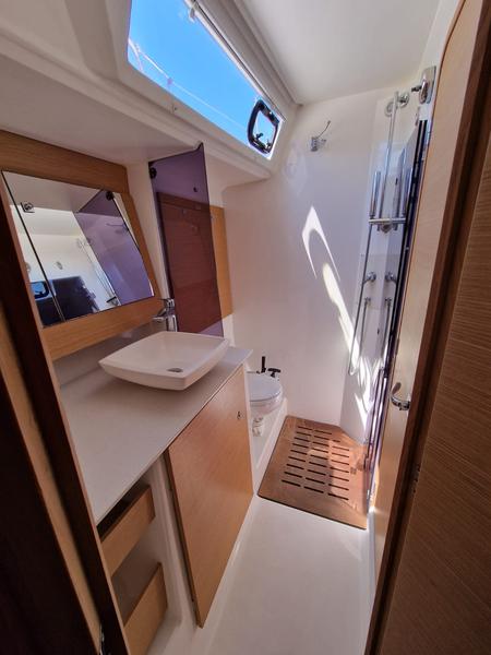 Book yachts online - sailboat - Dufour 520 Grand Large - Sirius - rent