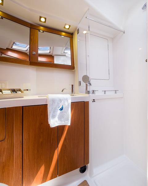 Book yachts online - sailboat - Sense 50 - WAYPOINT I (WITH AC&amp;GENERATOR, OWNER VERSION) - rent