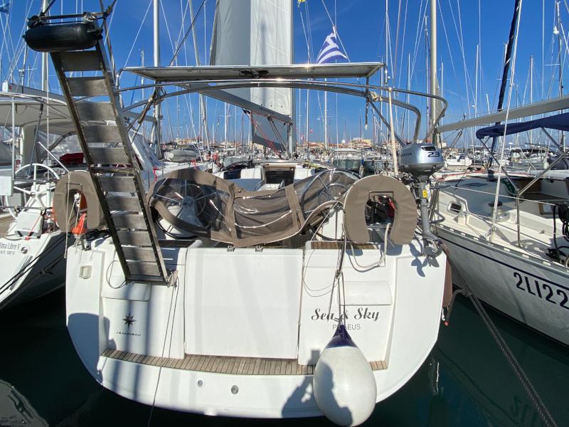 Book yachts online - sailboat - Sun Odyssey 439 - Sea and Sky - rent