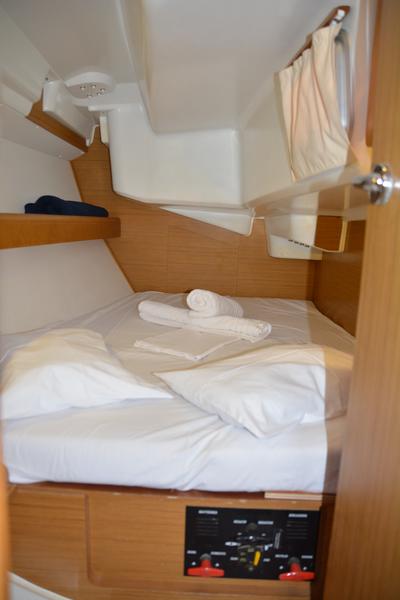 Book yachts online - sailboat - Sun Odyssey 36i - Babis 2010   - rent