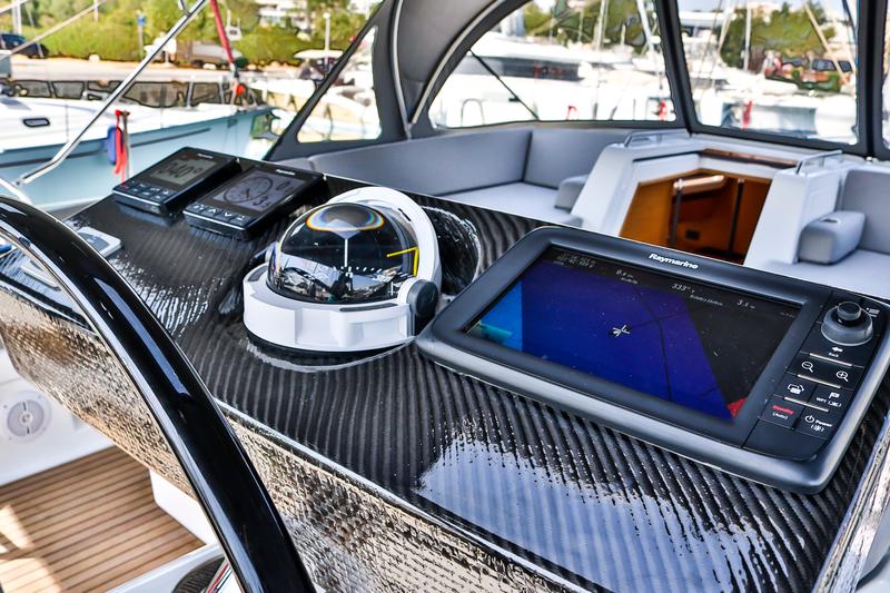 Book yachts online - sailboat - Jeanneau 54 - Sea Force - rent