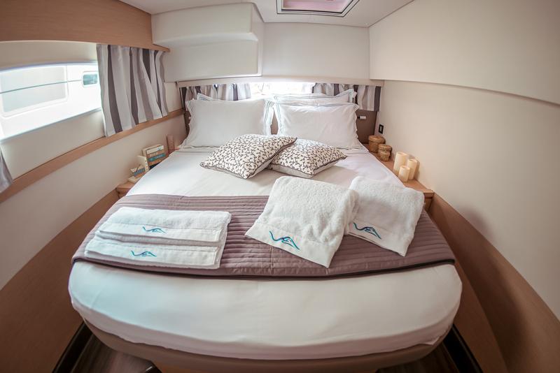 Book yachts online - catamaran - Saba 50 - SEA ENERGY V  - rent