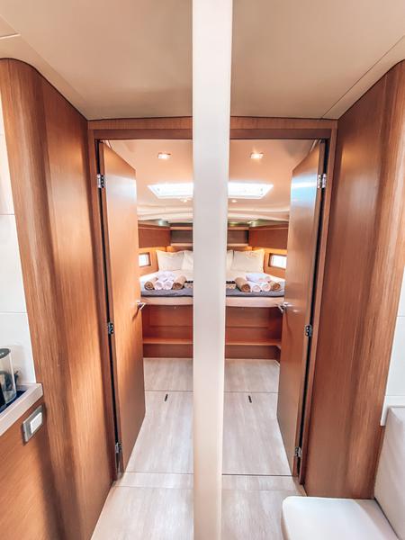 Book yachts online - sailboat - Oceanis 46.1 - WHISPER - rent
