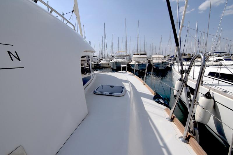 Book yachts online - catamaran - Lagoon 380 - Passion - rent