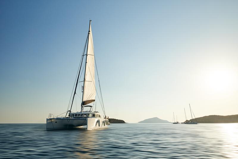 Book yachts online - catamaran - Lagoon 500 - Lepado 2006 skippered - rent