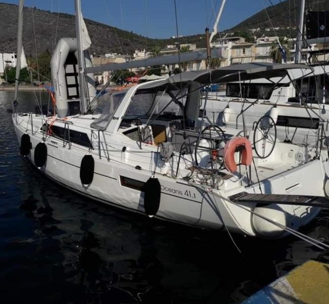 Book yachts online - sailboat - Oceanis 41.1 - El Viento - rent