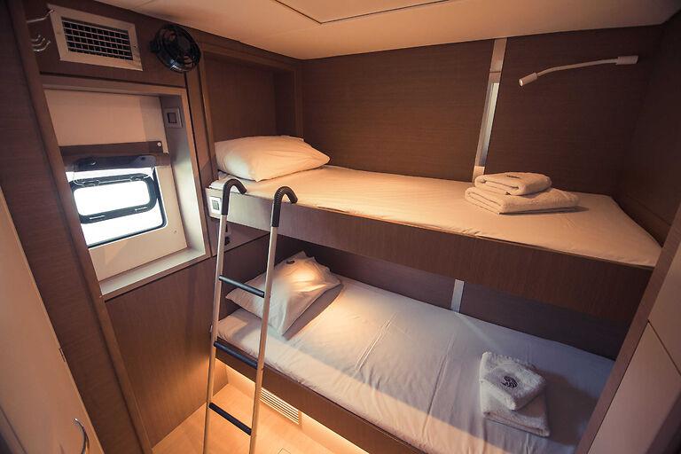 Book yachts online - catamaran - Bali 4.8 - Stelina - rent