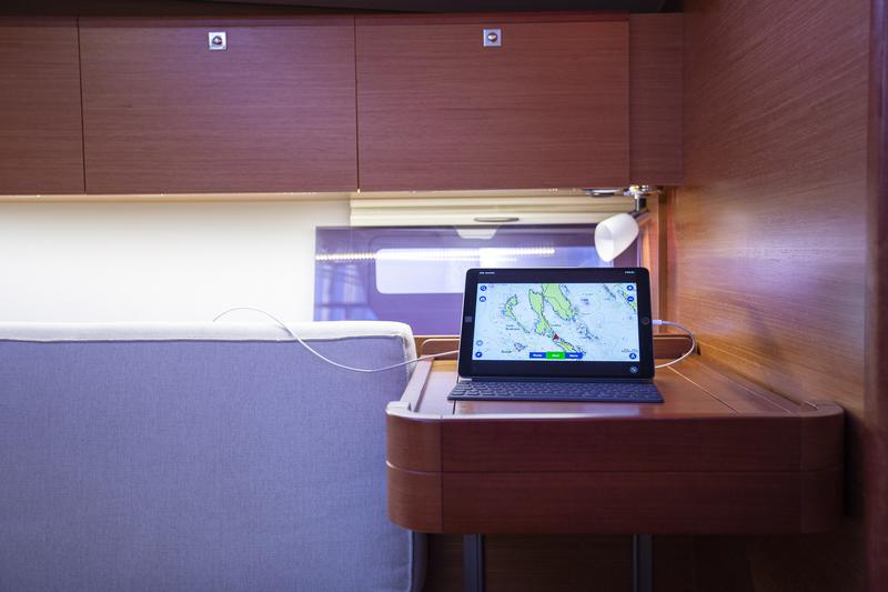 Book yachts online - sailboat - Dufour 360 Grand Large - Vanila - rent