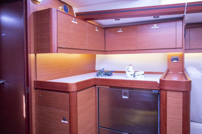 Book yachts online - sailboat - Dufour 520 Grand Large - Nerthag - rent
