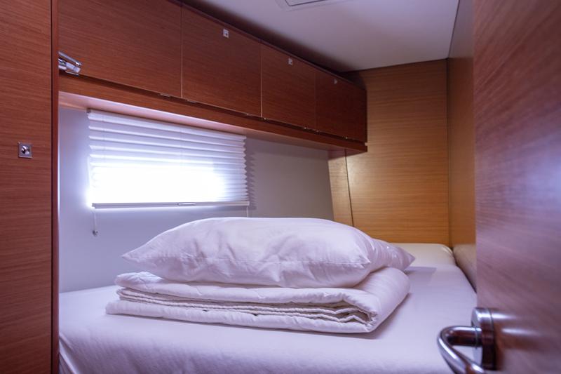 Book yachts online - sailboat - Dufour 520 Grand Large - Nerthag - rent