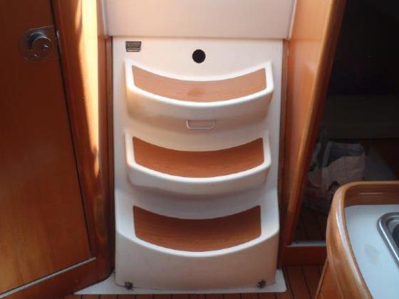 Book yachts online - sailboat - First 31.7 - Ruta - rent