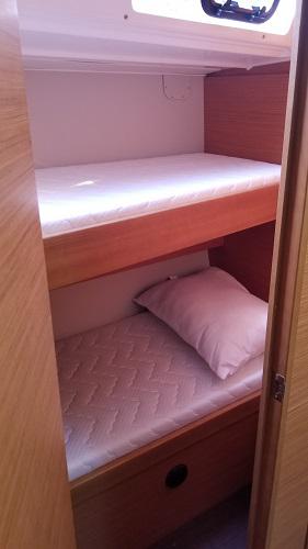 Book yachts online - sailboat - Dufour 430 - Kummsal - rent