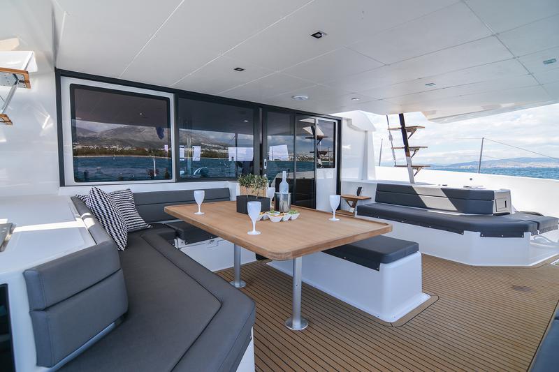 Book yachts online - catamaran - Dufour 48 Catamaran - Mojito - rent