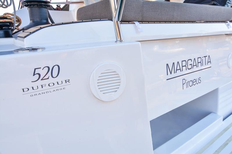 Book yachts online - sailboat - Dufour 520 GL - Margarita  - rent