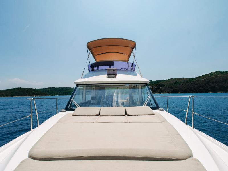 Book yachts online - motorboat - Bavaria E40 Fly - Danijela - rent