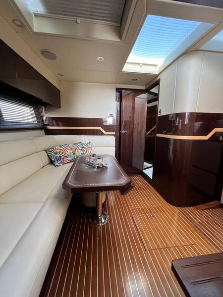 Book yachts online - motorboat - Galeon 385 HTS - Manoli - rent