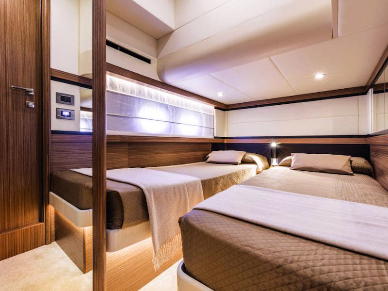 Book yachts online - motorboat - Absolute 50 Fly - Moj Mir - rent