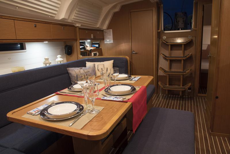 Book yachts online - sailboat - Bavaria Cruiser 41 - Erato  - rent