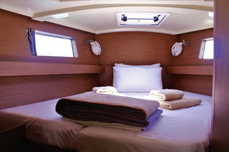 Book yachts online - sailboat - Oceanis 41.1 - DIAMANTI II - rent