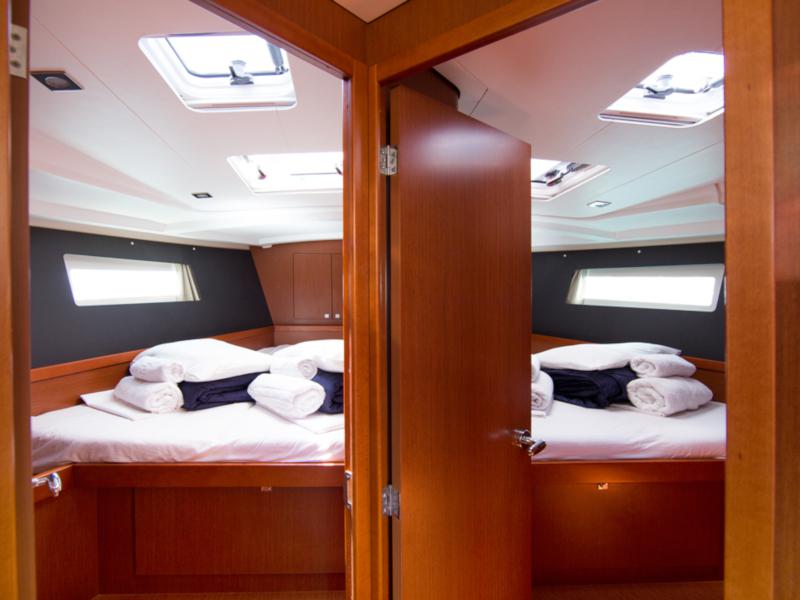 Book yachts online - sailboat - Oceanis 45 - DAEDALUS - rent