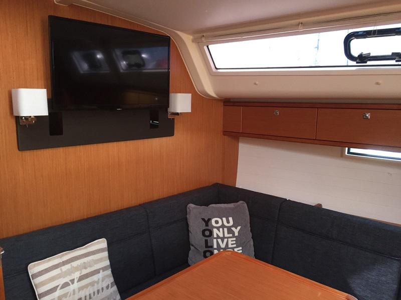 Book yachts online - sailboat - Bavaria 51 Cruiser - Top Sea - rent