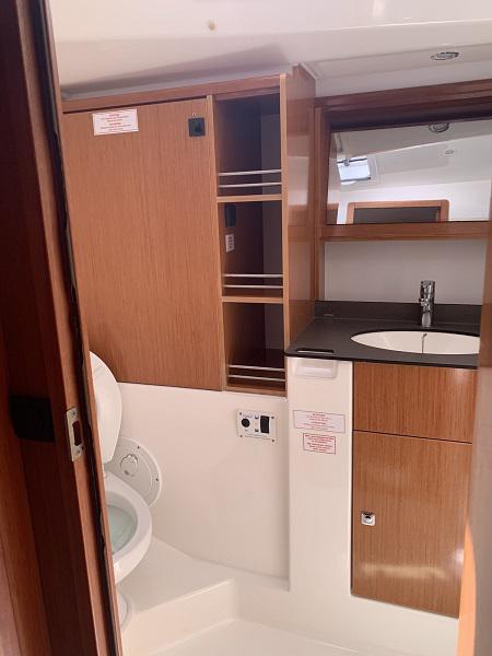 Book yachts online - sailboat - Bavaria 51 Cruiser - Top Sea - rent
