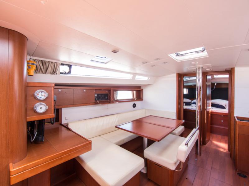 Book yachts online - sailboat - Oceanis 48 - INVICTUS - rent