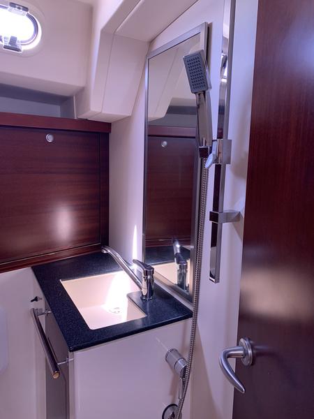 Book yachts online - sailboat - Hanse 430 - PANTA REI - rent
