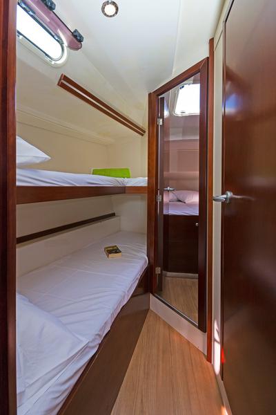 Book yachts online - sailboat - Hanse 430 - PANTA REI - rent