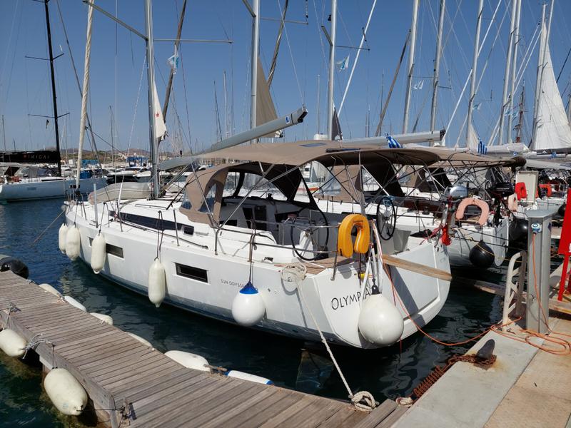 Book yachts online - sailboat - Sun Odyssey 440 - OLYMPIA - rent
