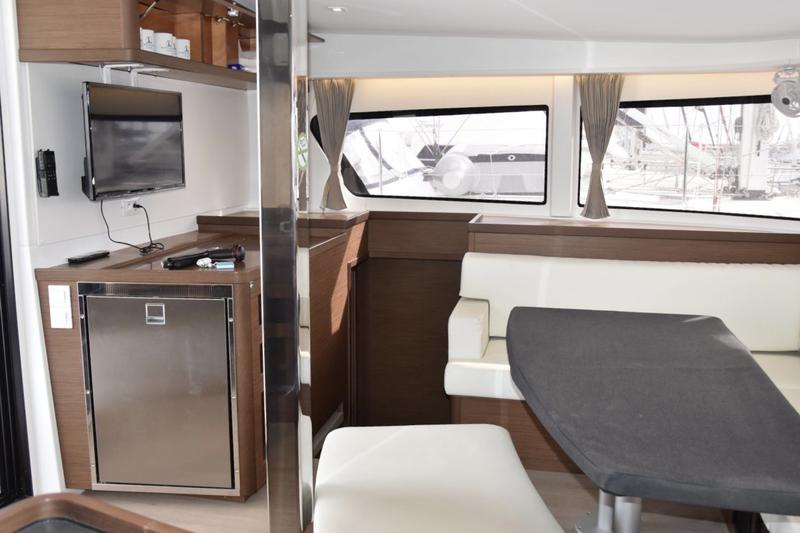 Book yachts online - catamaran - Lagoon 42 (A/C, Watermaker, Gen) - ARION AC, Gen, W.Maker - rent