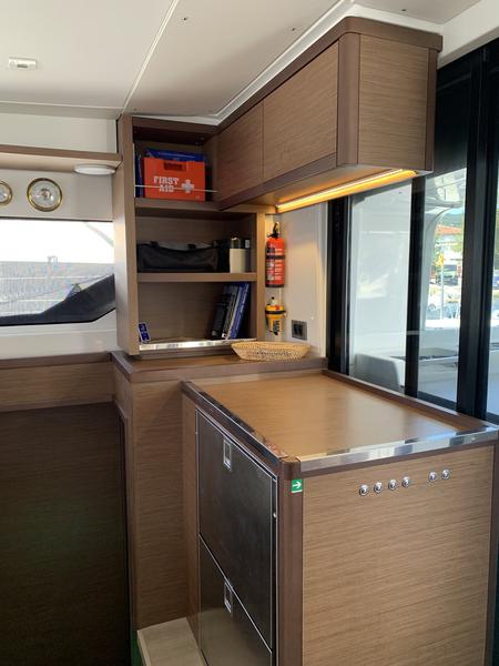 Book yachts online - catamaran - Lagoon 46 (AC, Gen, Watermaker) - ESPABILA, (ac,Gen,W/Maker) - rent