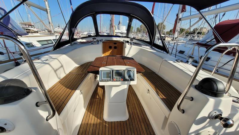 Book yachts online - sailboat - Bavaria 40 * Free of Charge SUP - BLACK PEARL - rent