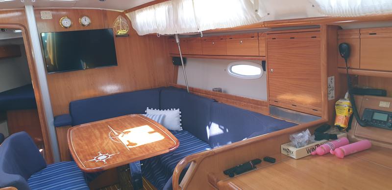 Book yachts online - sailboat - Bavaria 40 * Free of Charge SUP - BLACK PEARL - rent