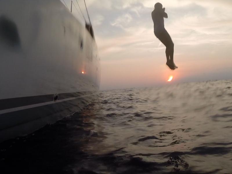 Book yachts online - catamaran - Lagoon 450 - Legend VLT-091 - rent
