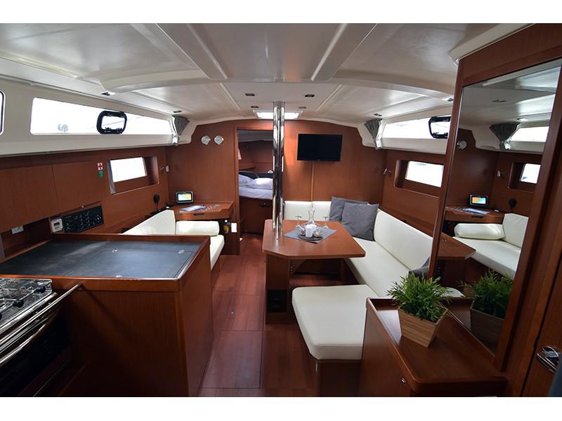 Book yachts online - sailboat - Oceanis 41.1 - Norma (Refit 2022) - rent