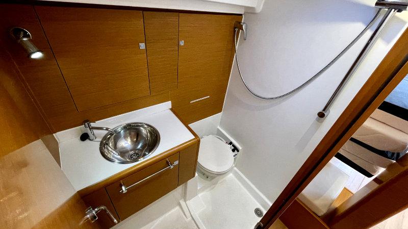 Book yachts online - sailboat - Sun Odyssey 449 - Amelie (Refit 2022) - rent