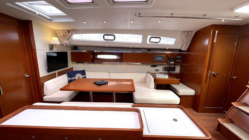 Book yachts online - sailboat - Oceanis 50 - Thano (A/C - Generator - 12 pax) - rent