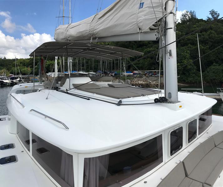 Book yachts online - catamaran - Lagoon 450 Flybridge - Helena (A/C &amp; Generator) - rent